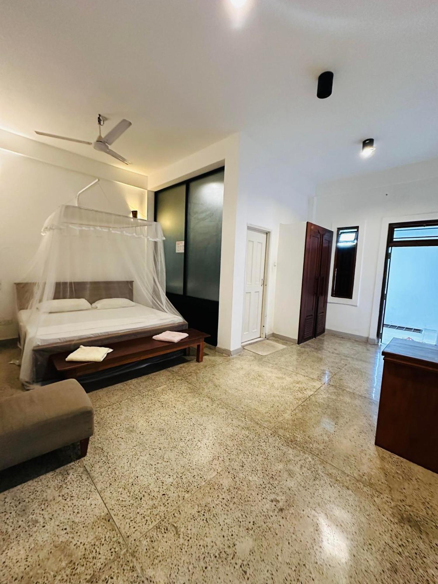 Lanka Bangla Inn Villas Restaurant & Travels Katunayaka Εξωτερικό φωτογραφία