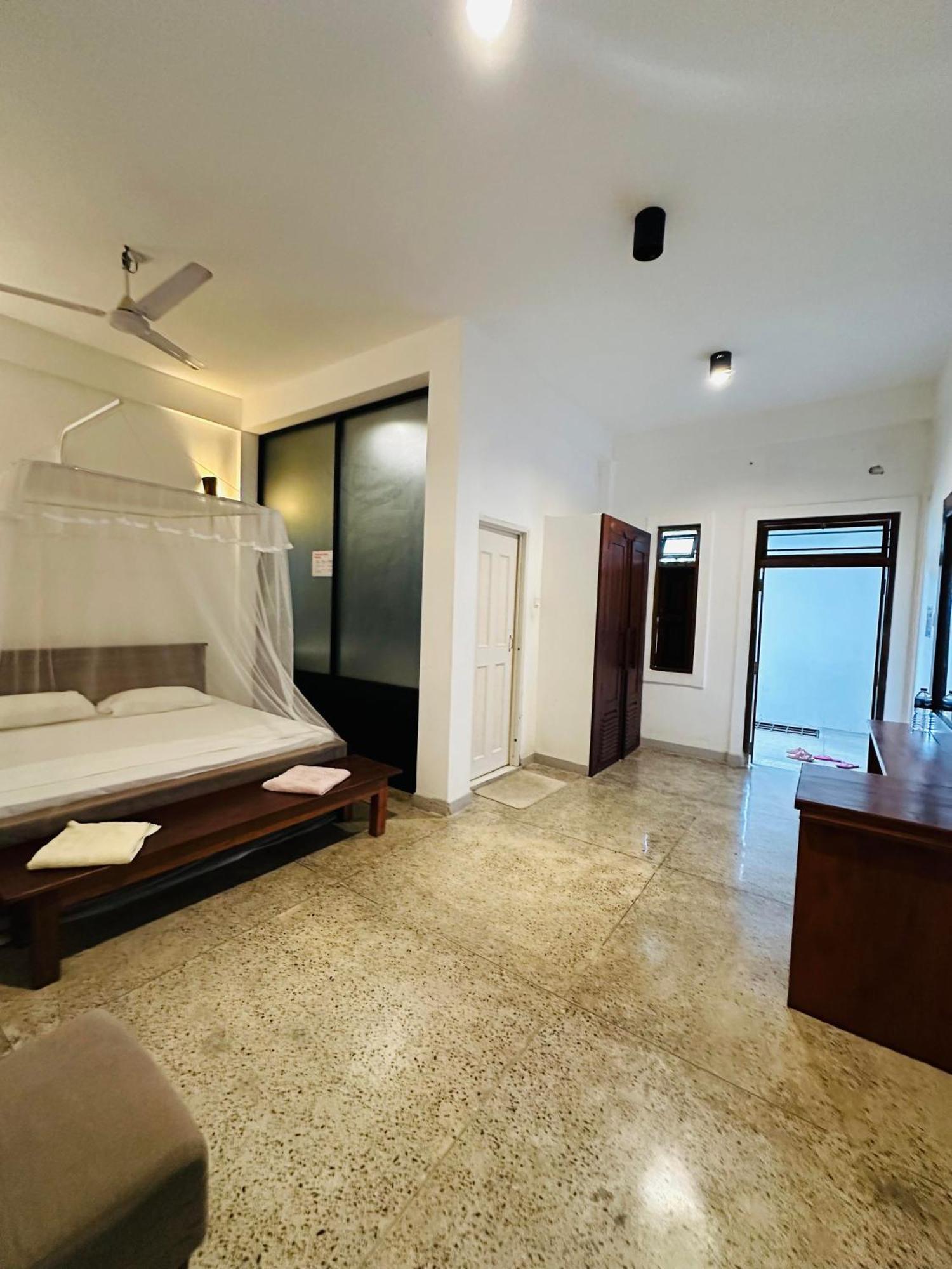 Lanka Bangla Inn Villas Restaurant & Travels Katunayaka Εξωτερικό φωτογραφία