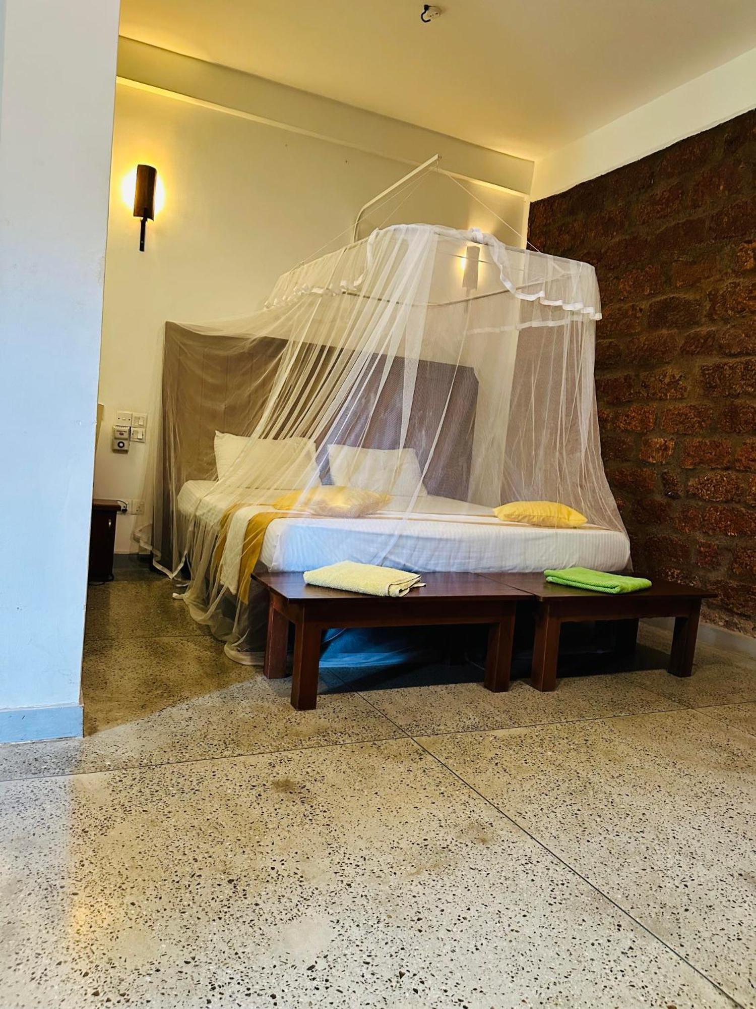 Lanka Bangla Inn Villas Restaurant & Travels Katunayaka Εξωτερικό φωτογραφία